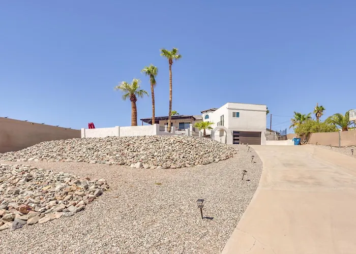 2 Mi To Havasu & Dtwn: W/ Game Room! Holiday home *